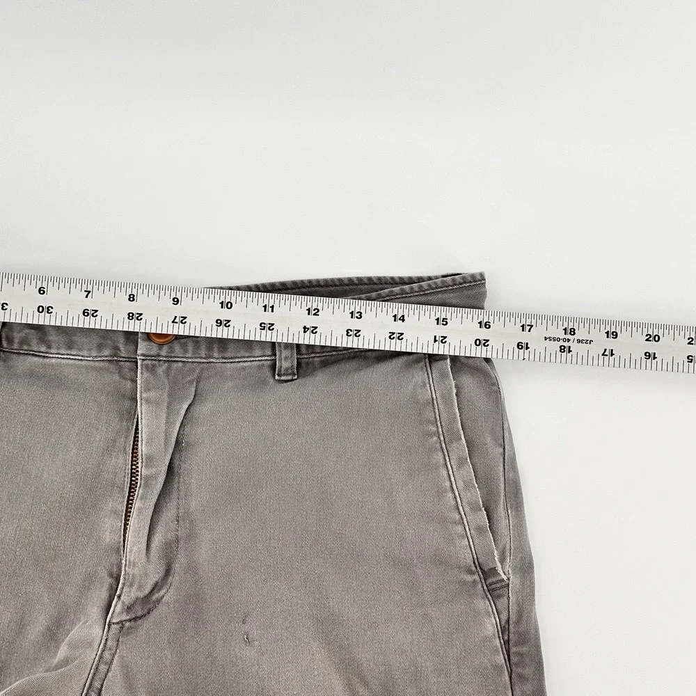 Tommy Bahama Boracay Flat Front Shorts Mens 32 Fog Gray 9.5 Inseam